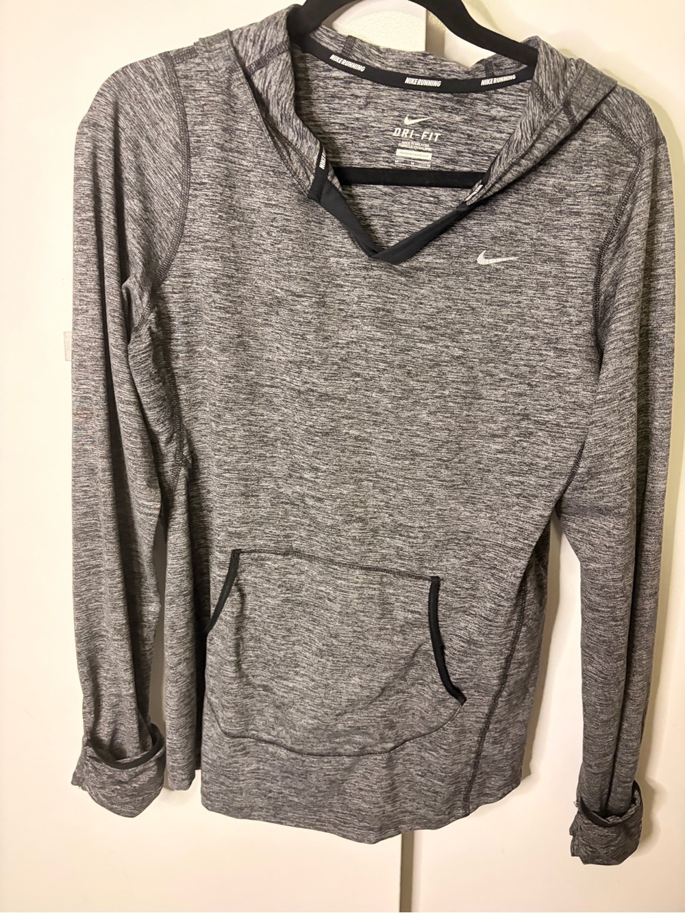 Nike Running Dri-FIT Heather Gray Lightweight Hoodie – Women’s Medium